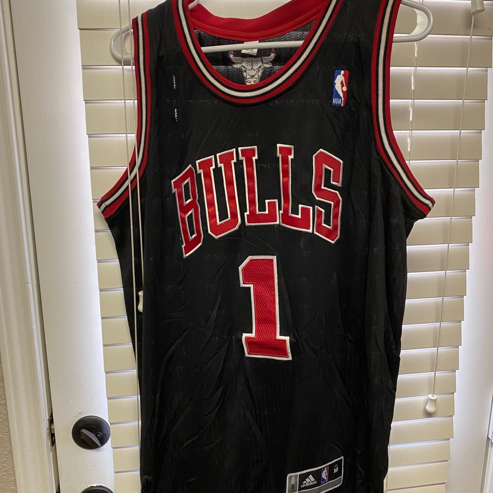 Adidas Black Chicago Bulls Jersey Rose Size M